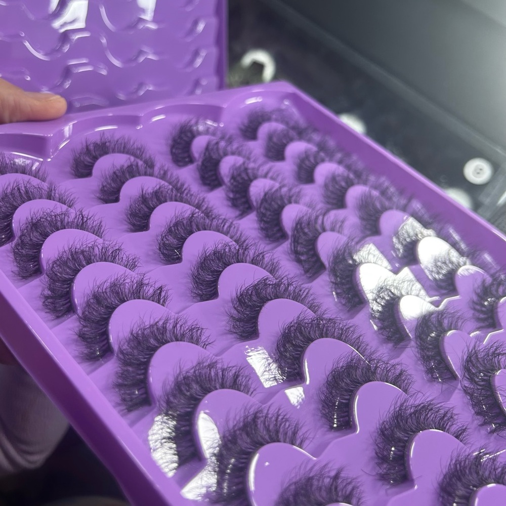 40 pair Purple False mink Eyelashes Set - Picture 5 of 6